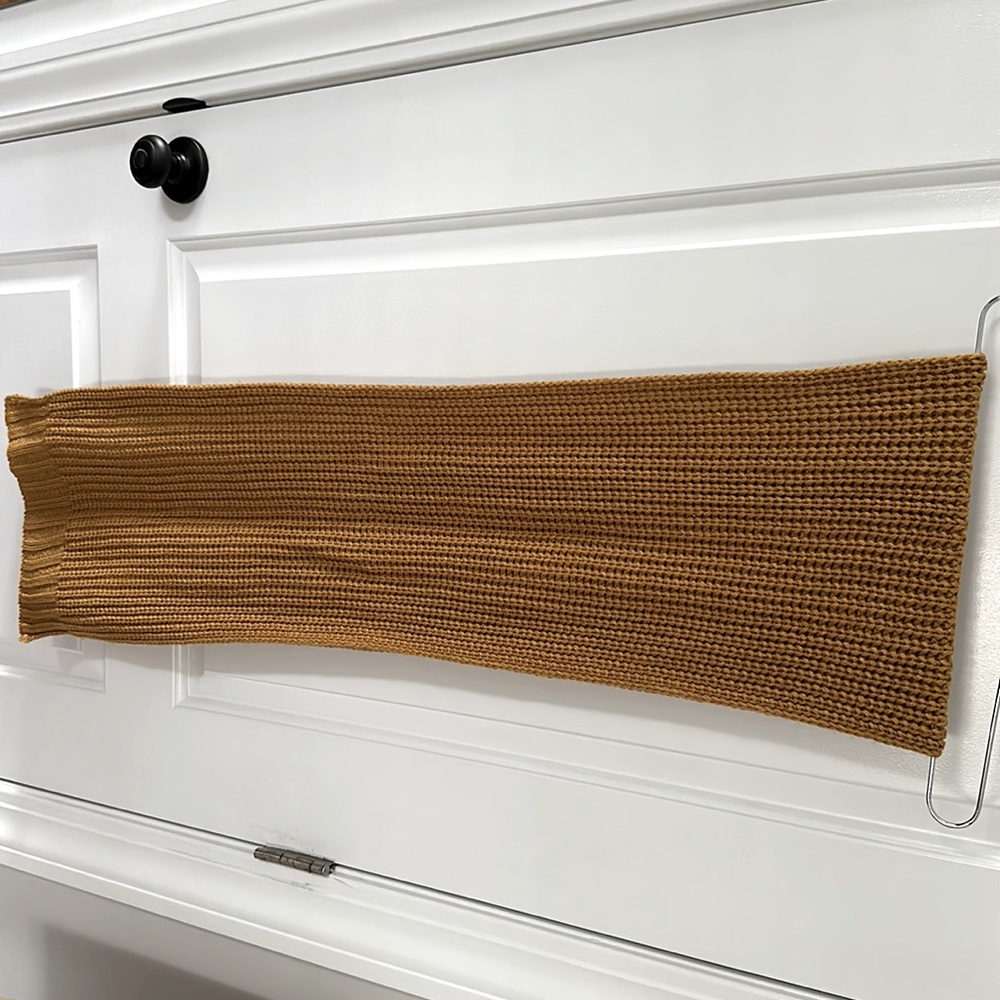 Unisex knit scarf in mustard yellow, Size: long